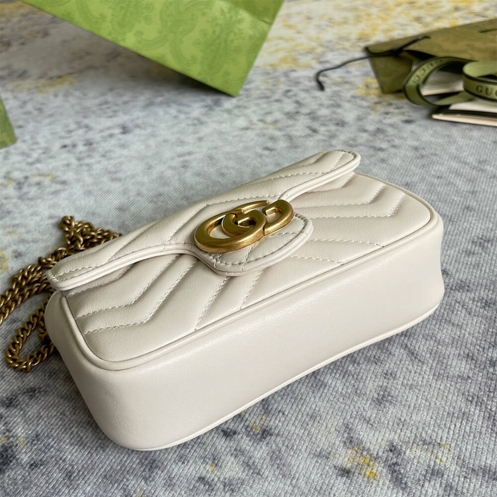 GG Marmont matelasse leather super mini bag - Image 5
